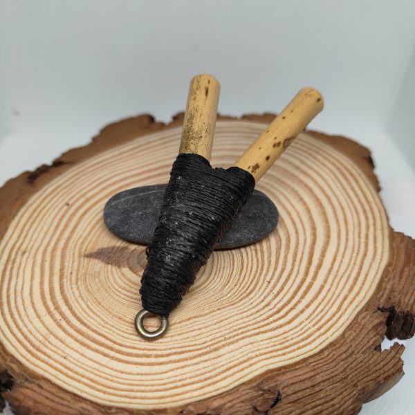 Kuripe artesanal sin consagrar listo para tomar tu rapé